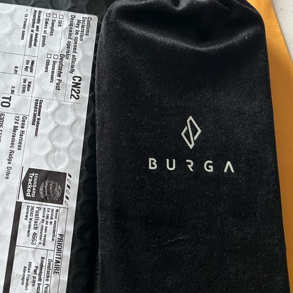 Black Crocodile Pattern Phone Case - Picture 3 of 4